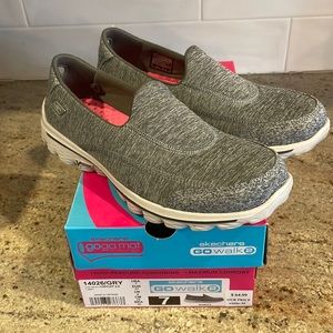 Skechers slip on comfy walking shoe. It’s like walking on air!